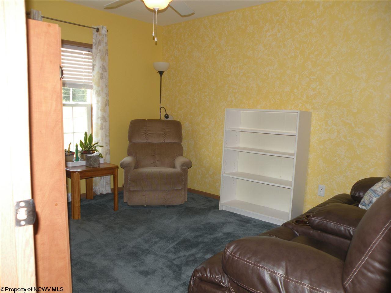 35 Windy Ridge Road Morgantown, WV 26501 - Photo 7 of 20 Gallery Image 7