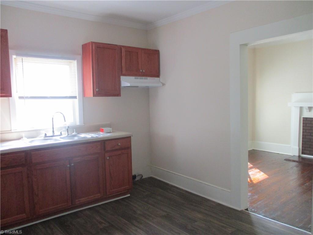 1111 Adams Street High Point, NC 27262 - Photo 11 of 21 Dining Room