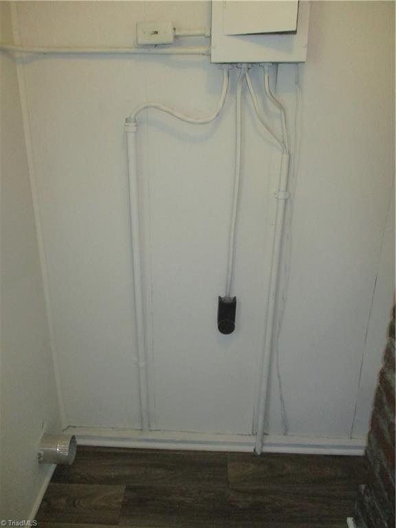 1111 Adams Street High Point, NC 27262 - Photo 20 of 21 New tub/shower combo