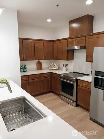 $449,000 | 1900 Weaver Road, Unit F102, Snohomish, WA 98290