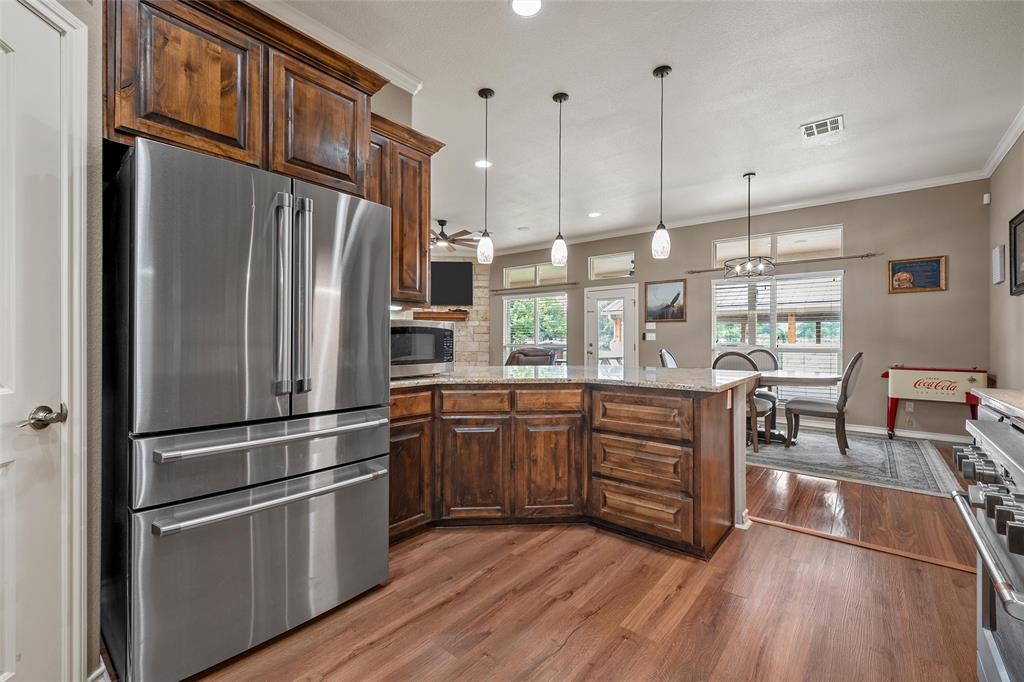 1117 Downsville Road Robinson, TX 76706 - Photo 13 of 39 Gallery Image 13