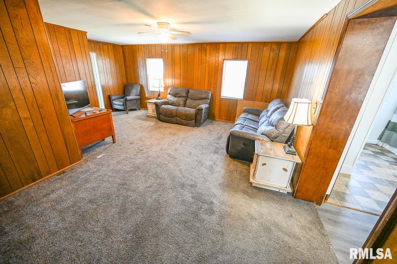 2552 East 543rd Lane Ursa, IL 62376 - Photo 26 of 41