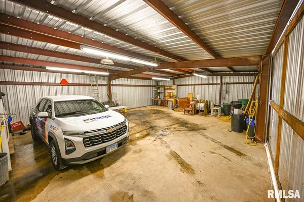 $245,000 | 2552 East 543rd Lane, Ursa, IL 62376