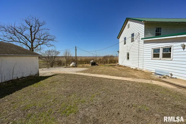 $245,000 | 2552 East 543rd Lane, Ursa, IL 62376