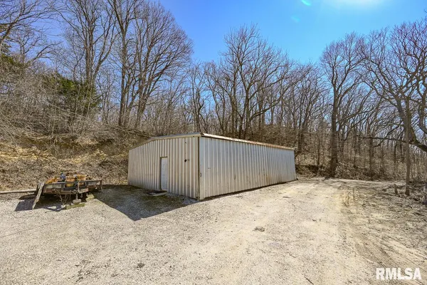 $245,000 | 2552 East 543rd Lane, Ursa, IL 62376
