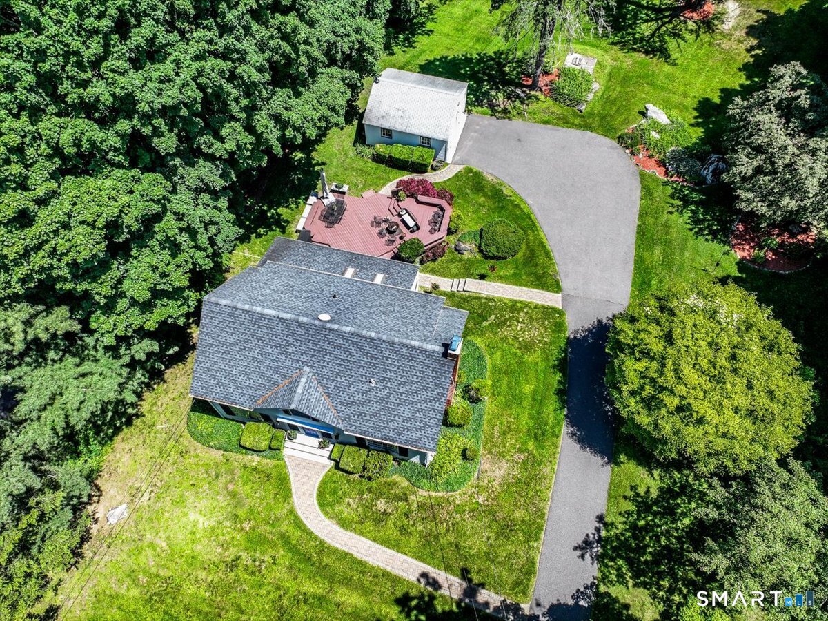 203 Whisconier Road Brookfield, CT 06804 - Photo 37 of 40
