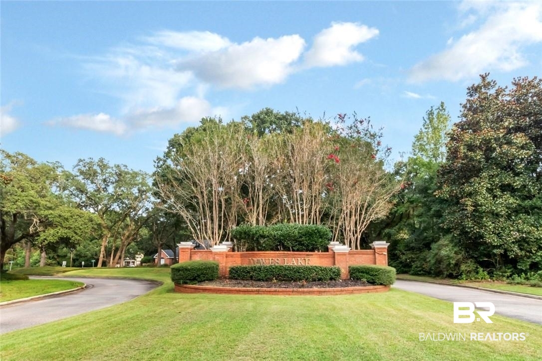 8837 Dawes Lake Road South Mobile, AL 36619 - Photo 44 of 44 View of property's community with a lawn