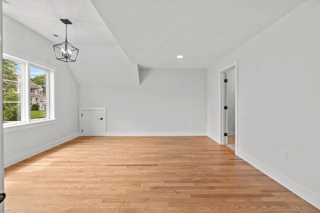 $2,565,000 | 7 Avery Street, Needham, MA 02494