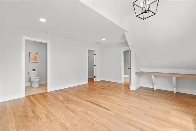 $2,565,000 | 7 Avery Street, Needham, MA 02494