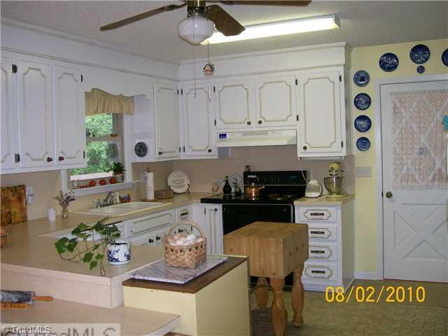 Kitchen. 