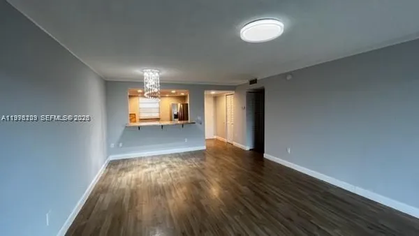 $2,200 | 7785 Southwest 86th Street, Unit E413, Miami, FL 33143