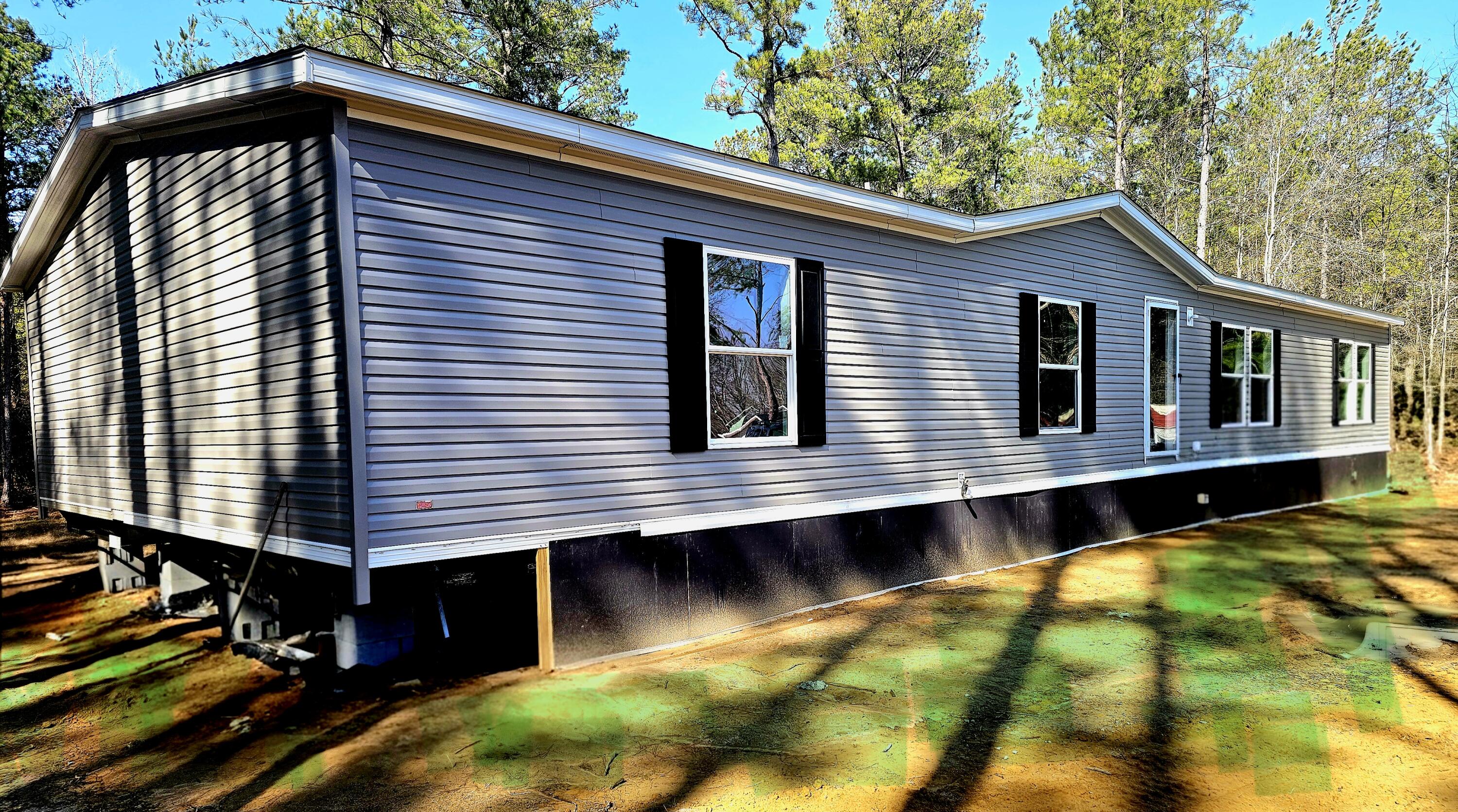 1652 Ashland Road McBee, SC 29101 - Photo 12 of 28 Front elevation