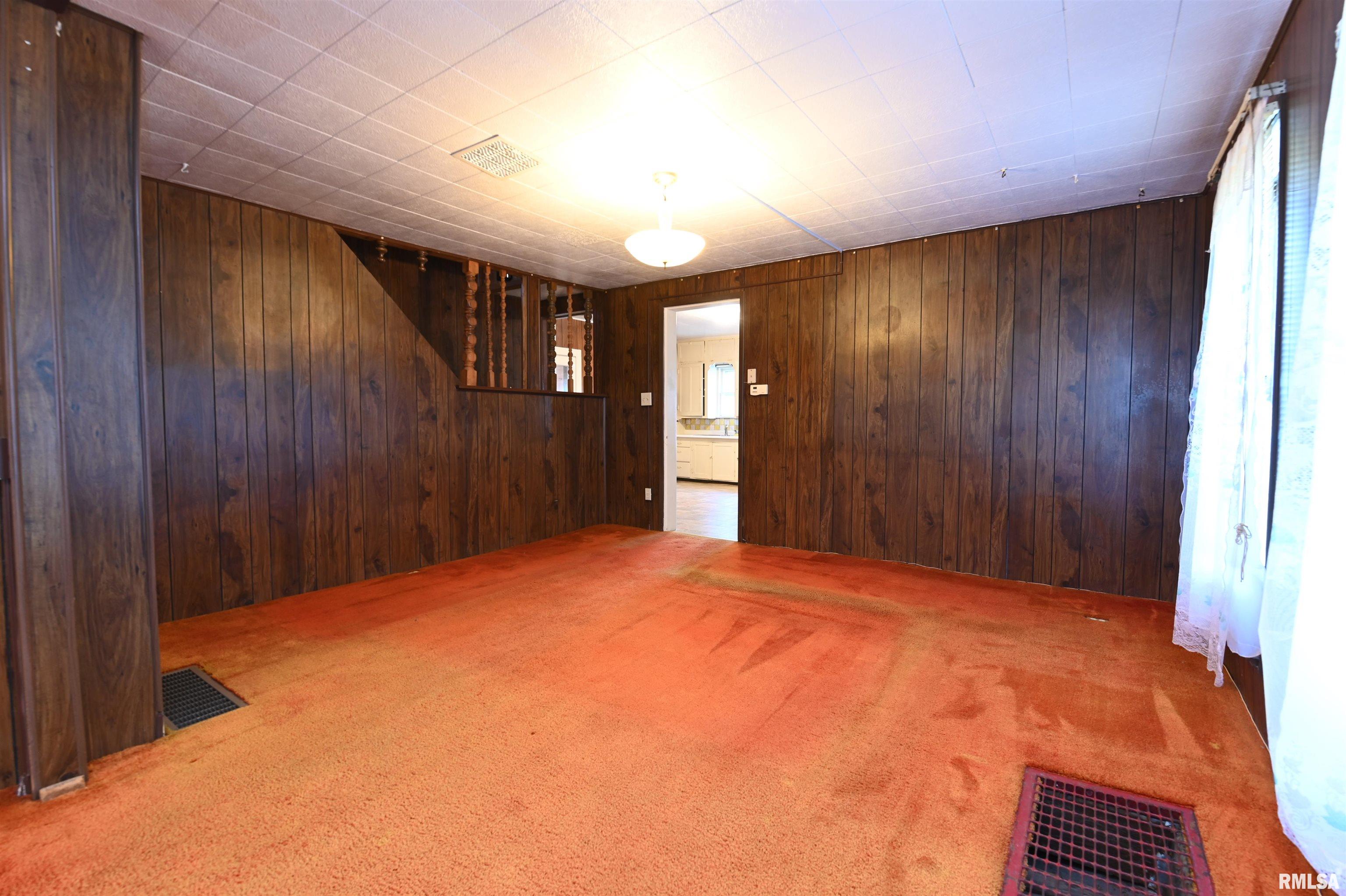 620 North Cramer Road Elmwood, IL 61529 - Photo 11 of 32