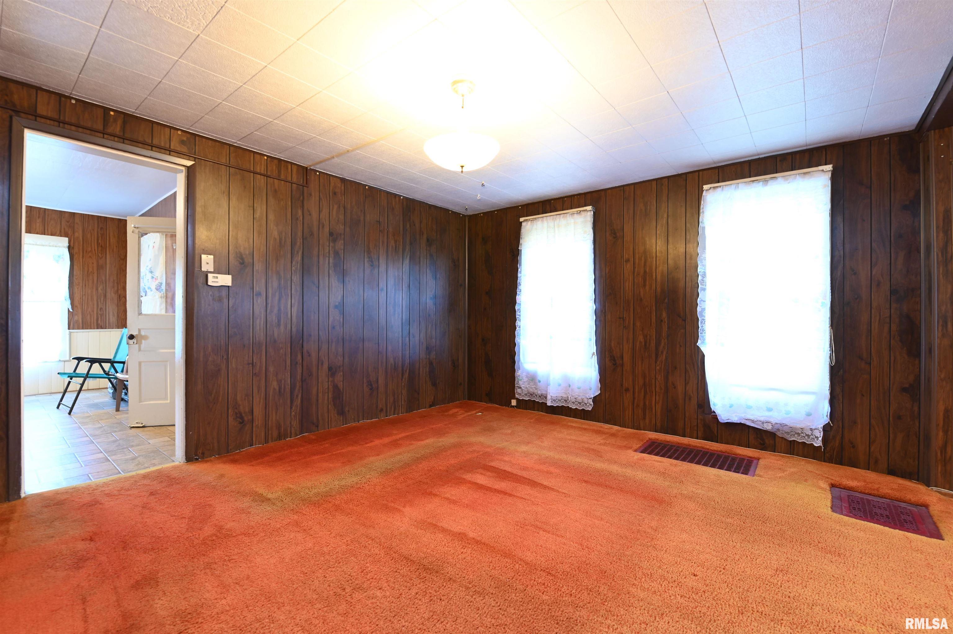 620 North Cramer Road Elmwood, IL 61529 - Photo 12 of 32