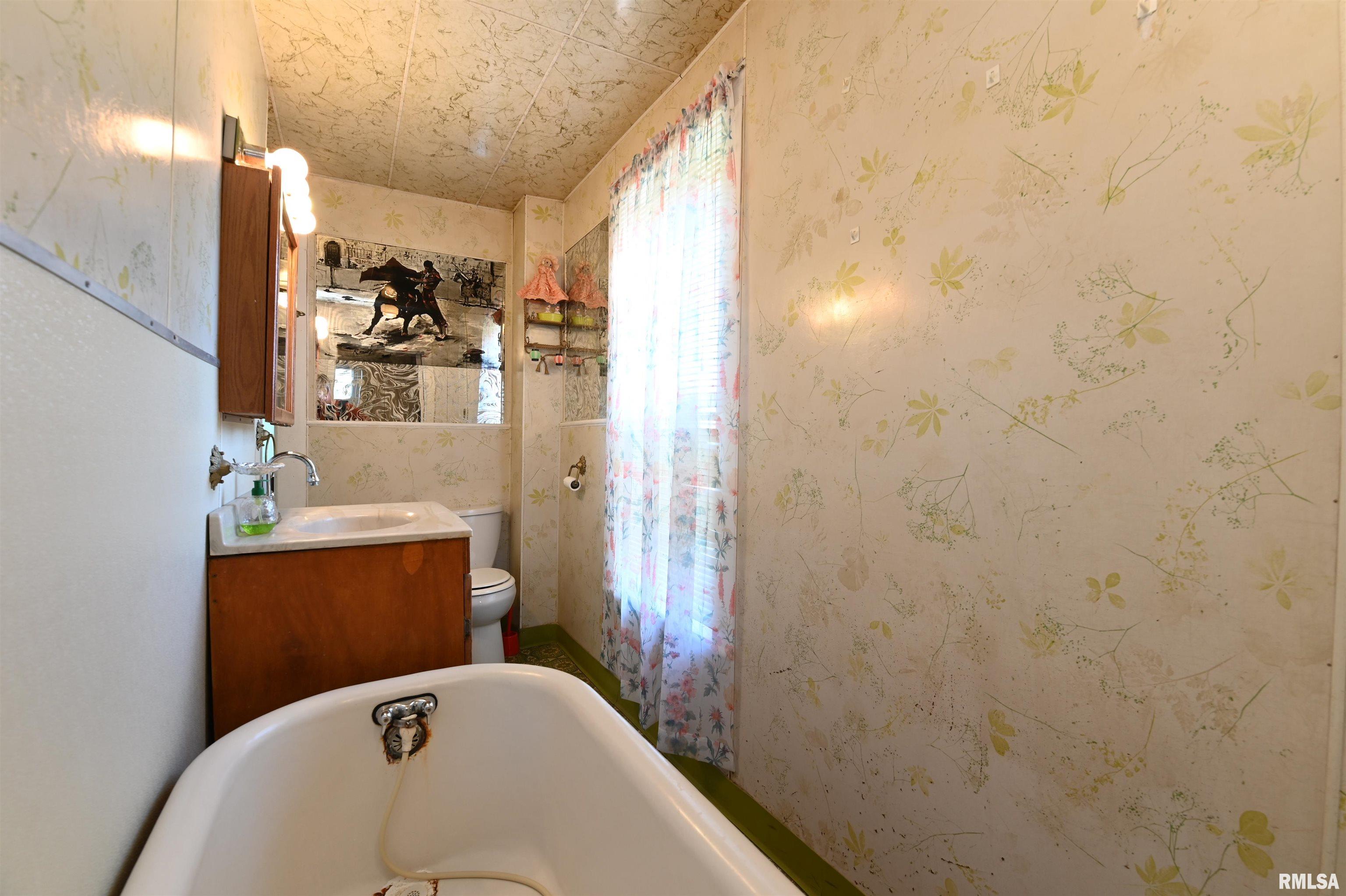 620 North Cramer Road Elmwood, IL 61529 - Photo 19 of 32