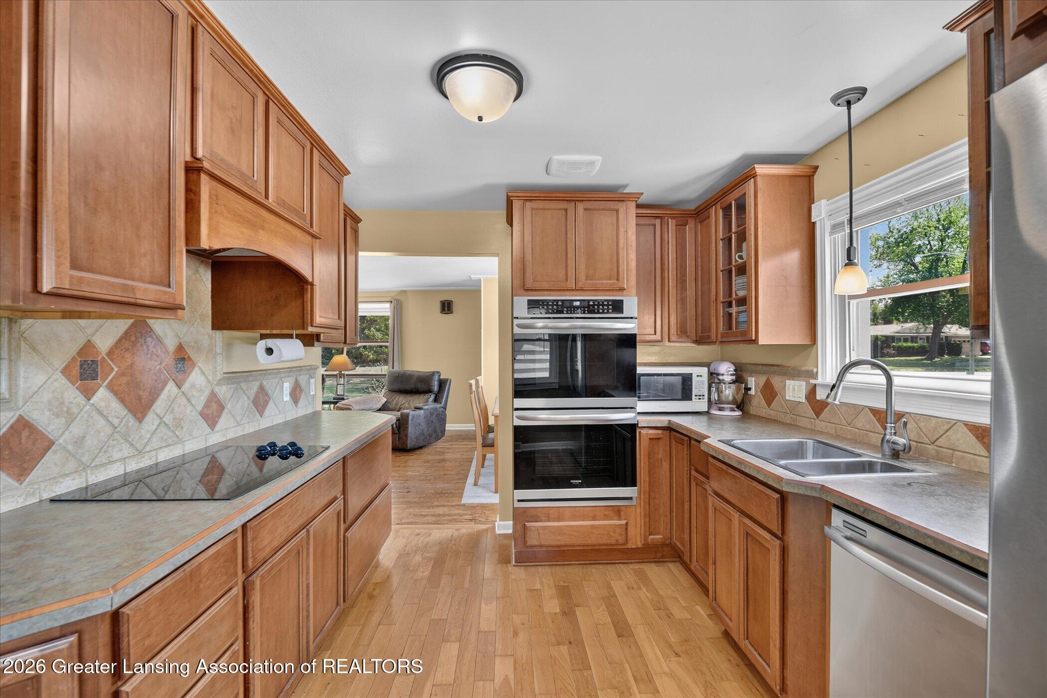 876 Riverside Drive Portland, MI 48875 - Photo 7 of 60 16-876-Riverside-Dr-WindowStill