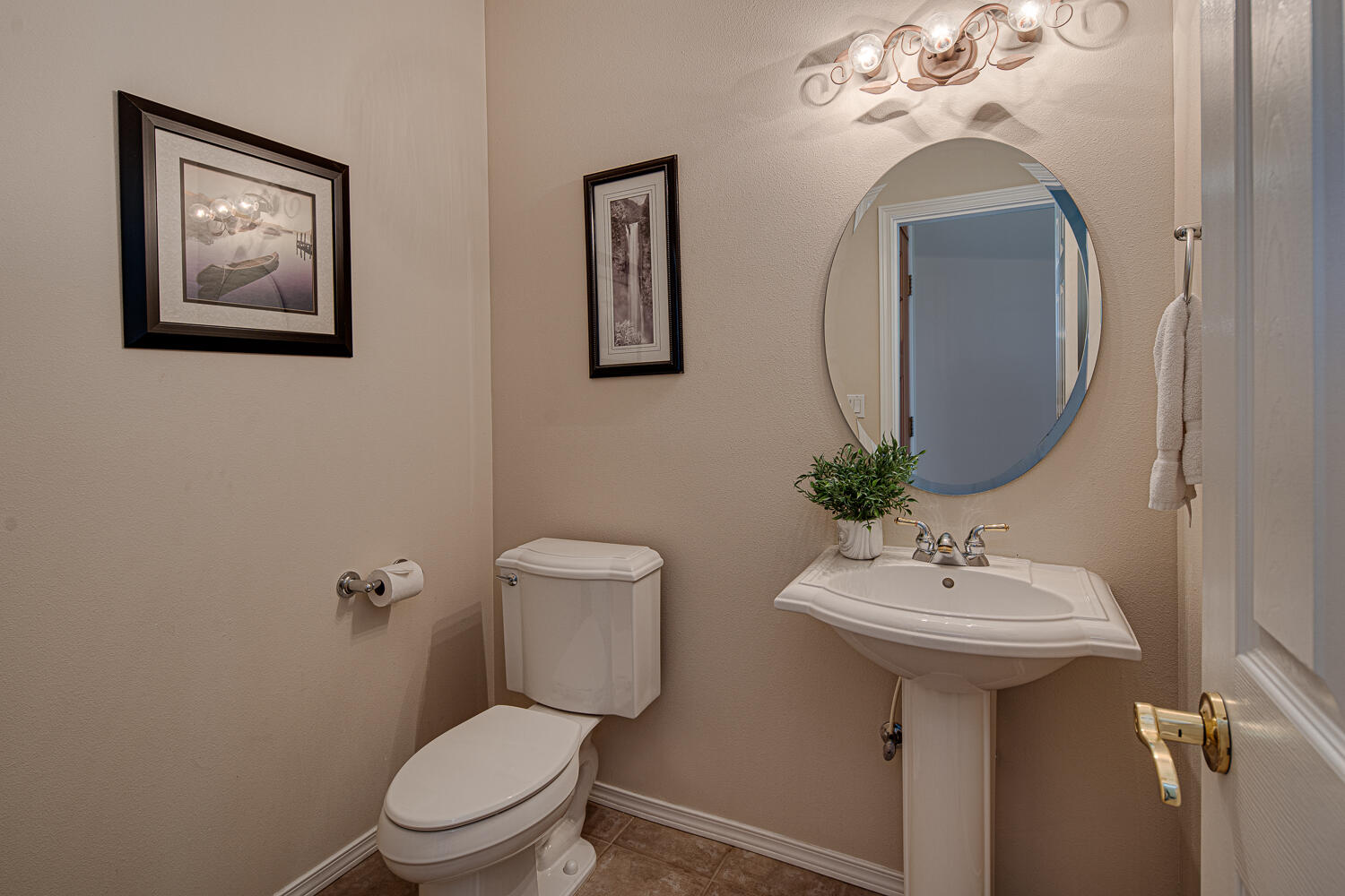 8403 Forest Ridge Loop Redmond, OR 97756 - Photo 6 of 36 8403-190