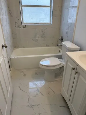 $2,600 | 708 Southwest 9th Street, Unit 708, Dania Beach, FL 33004