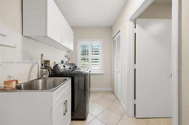 $3,600,000 | 6801 Southwest 126th Terrace, Pinecrest, FL 33156