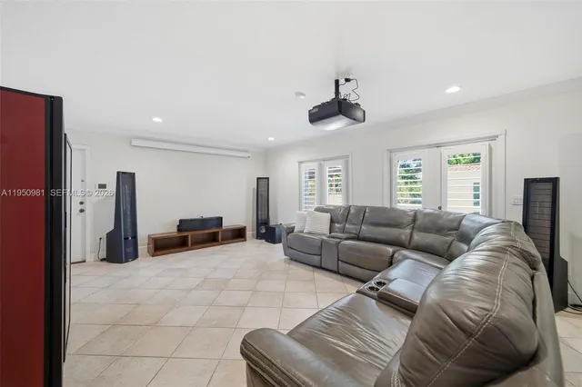 $3,600,000 | 6801 Southwest 126th Terrace, Pinecrest, FL 33156