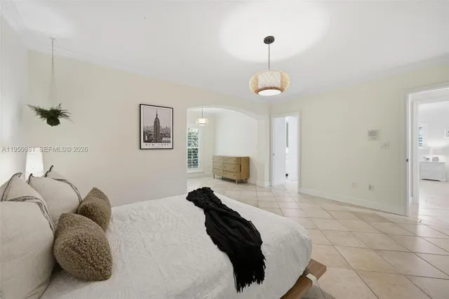 $3,600,000 | 6801 Southwest 126th Terrace, Pinecrest, FL 33156