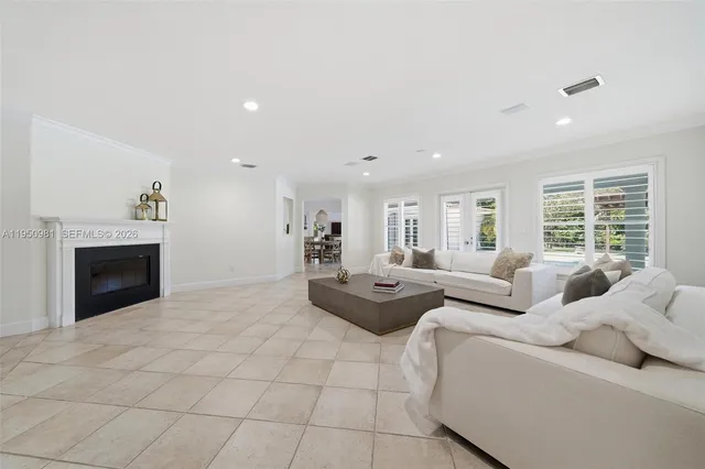 $3,600,000 | 6801 Southwest 126th Terrace, Pinecrest, FL 33156