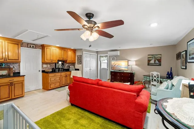 $782,000 | 1205 Royal Oak Drive South, Dunedin, FL 34698