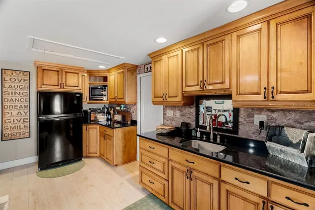 $782,000 | 1205 Royal Oak Drive South, Dunedin, FL 34698