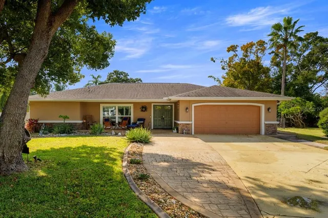 $782,000 | 1205 Royal Oak Drive South, Dunedin, FL 34698