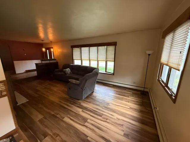 $254,900 | 182 South Humphrey Circle, Shawano, WI 54166