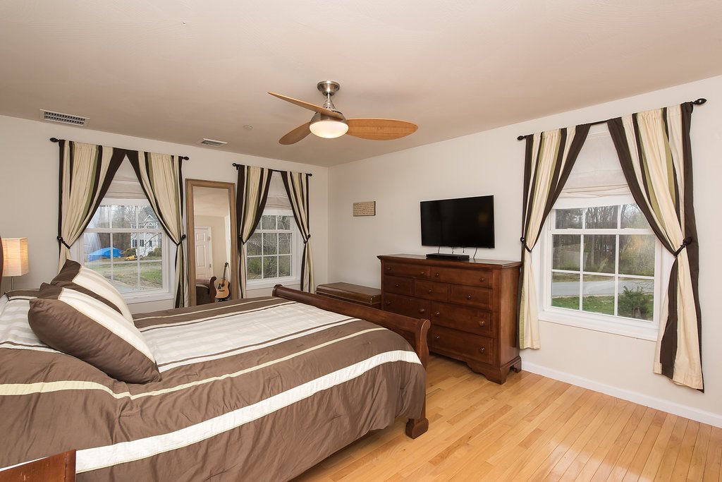 6 Rellas Kingston, NH 03848 - Photo 23 of 37