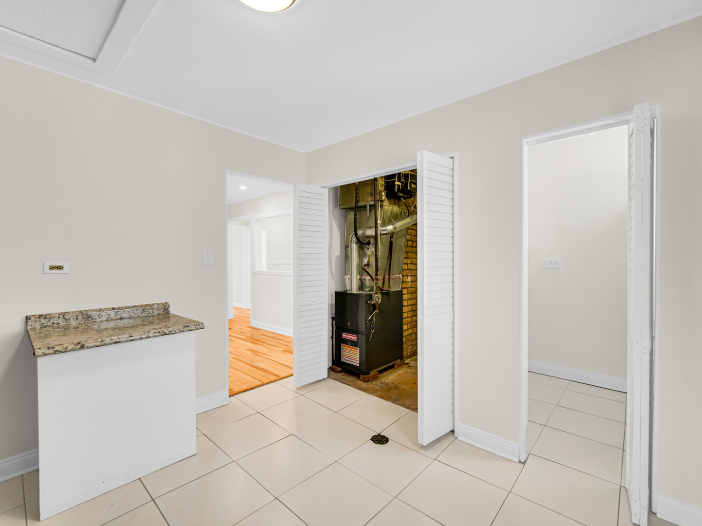 3127 Woodworth Place Hazel Crest, IL 60429 - Photo 18 of 23