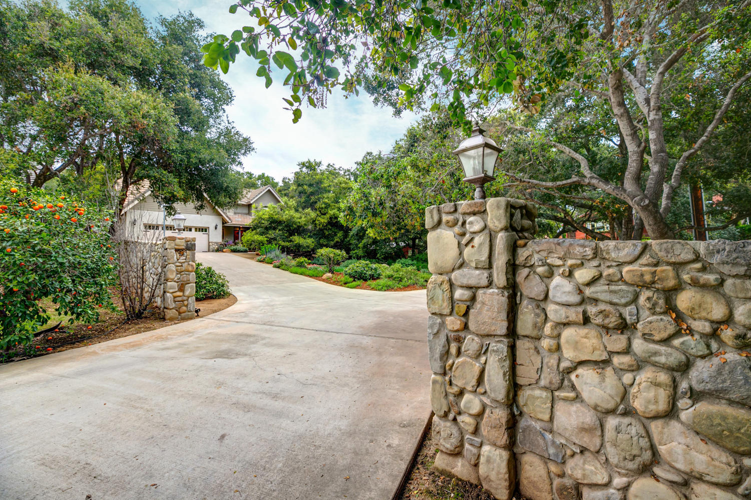 179 Baldwin Road Ojai, CA 93023 - Photo 38 of 39 a picture of street view