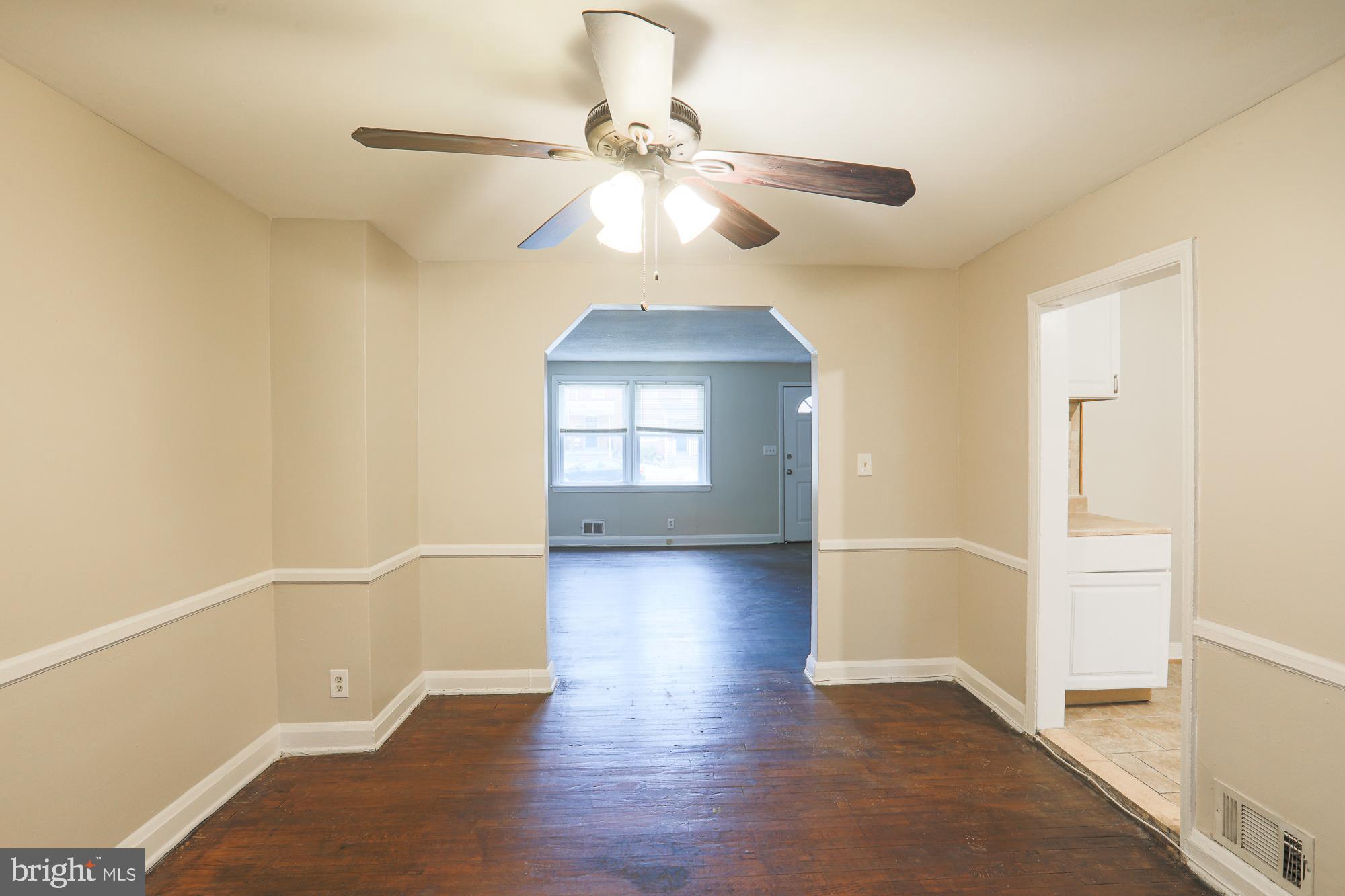 1027 Reverdy Road Baltimore, MD 21212 - Photo 13 of 44