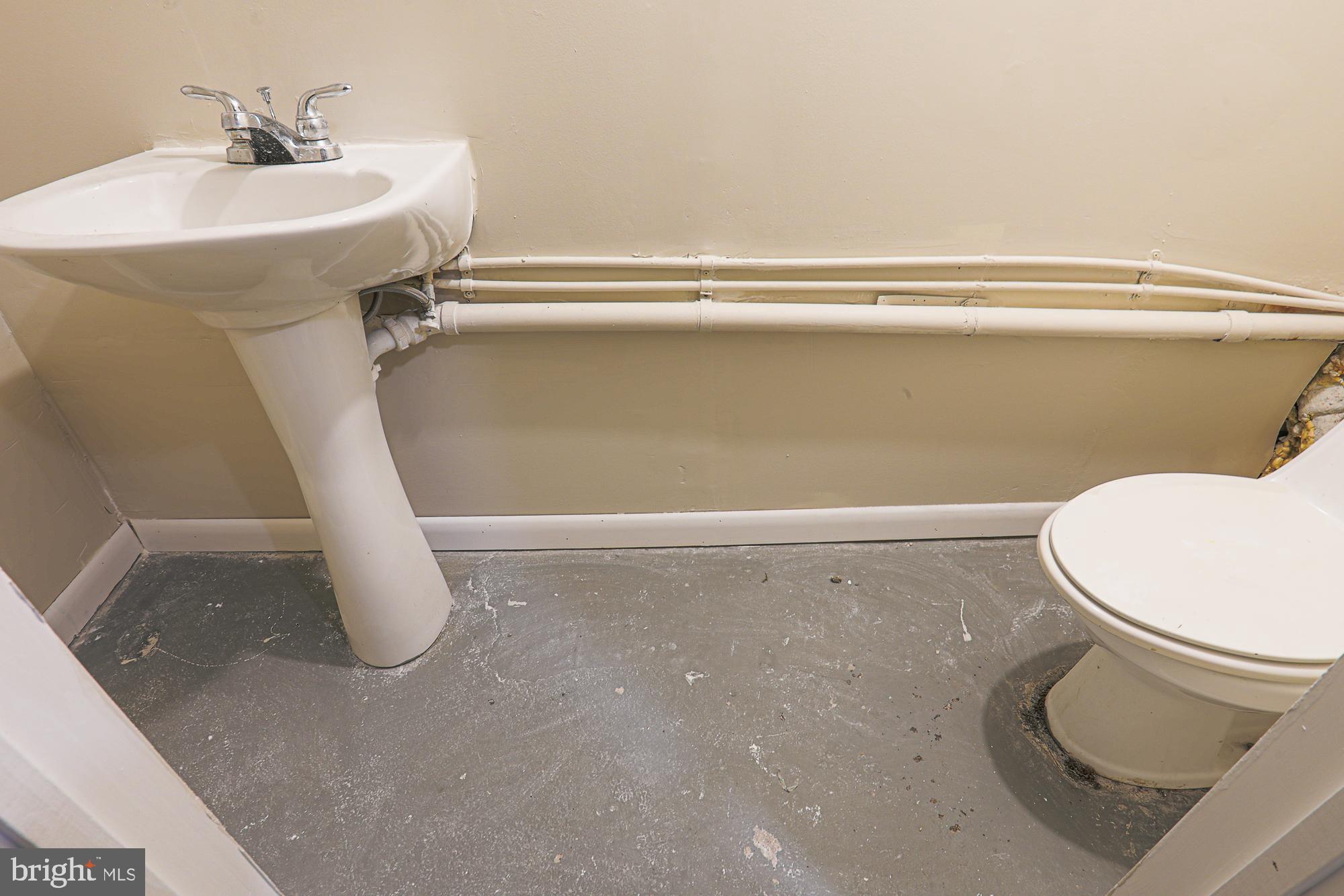 1027 Reverdy Road Baltimore, MD 21212 - Photo 27 of 44