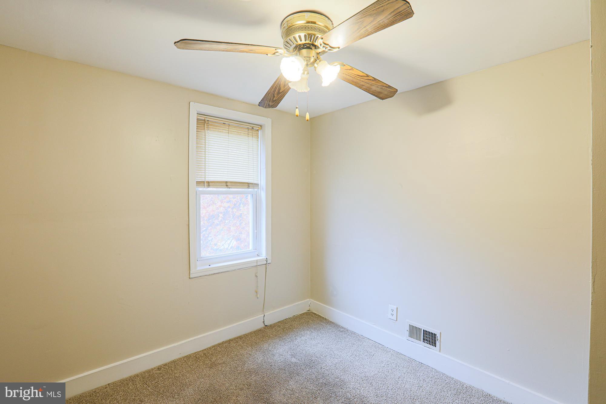 1027 Reverdy Road Baltimore, MD 21212 - Photo 33 of 44