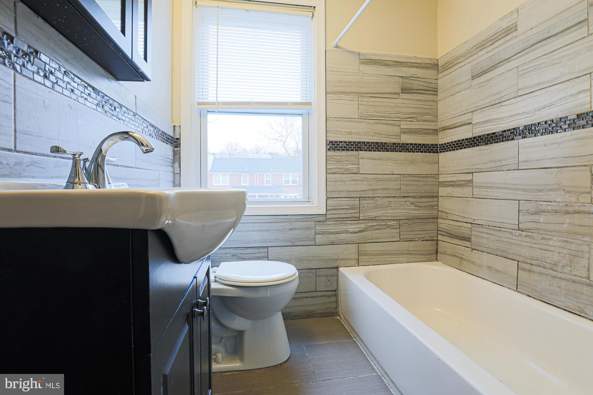 1027 Reverdy Road Baltimore, MD 21212 - Photo 37 of 44