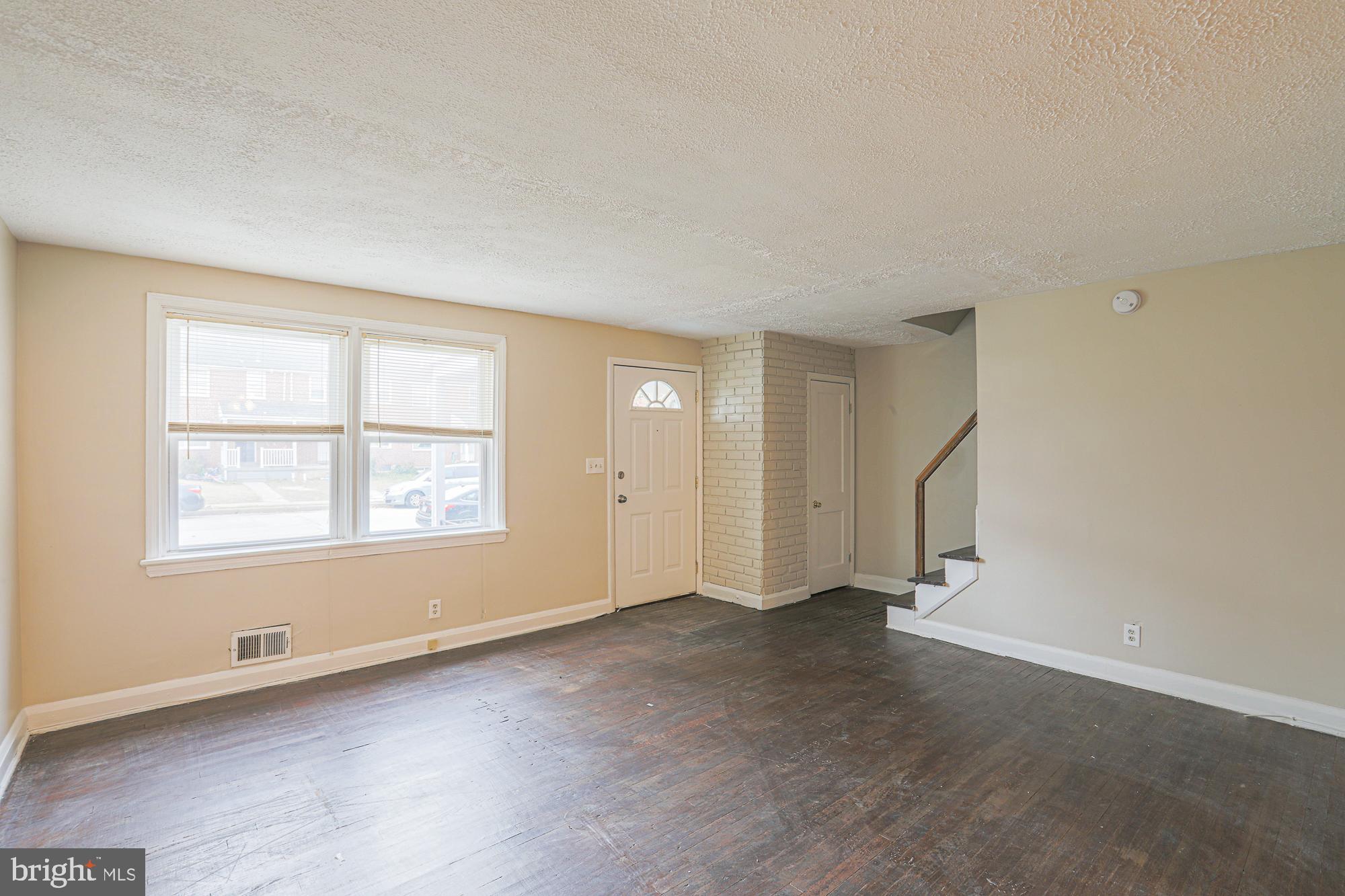 1027 Reverdy Road Baltimore, MD 21212 - Photo 6 of 44