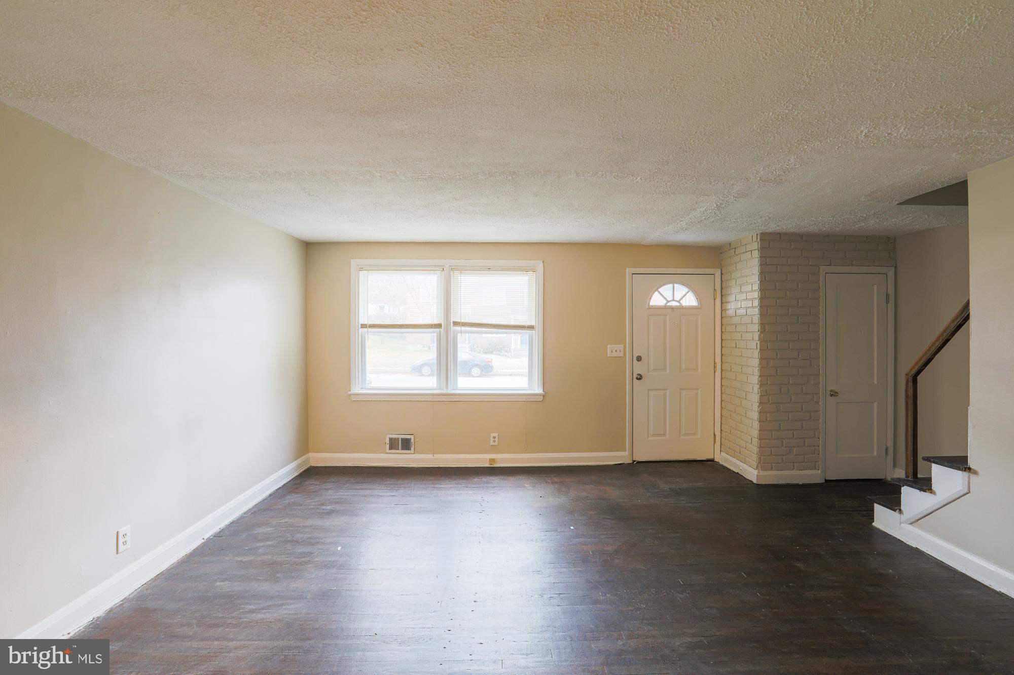 1027 Reverdy Road Baltimore, MD 21212 - Photo 7 of 44