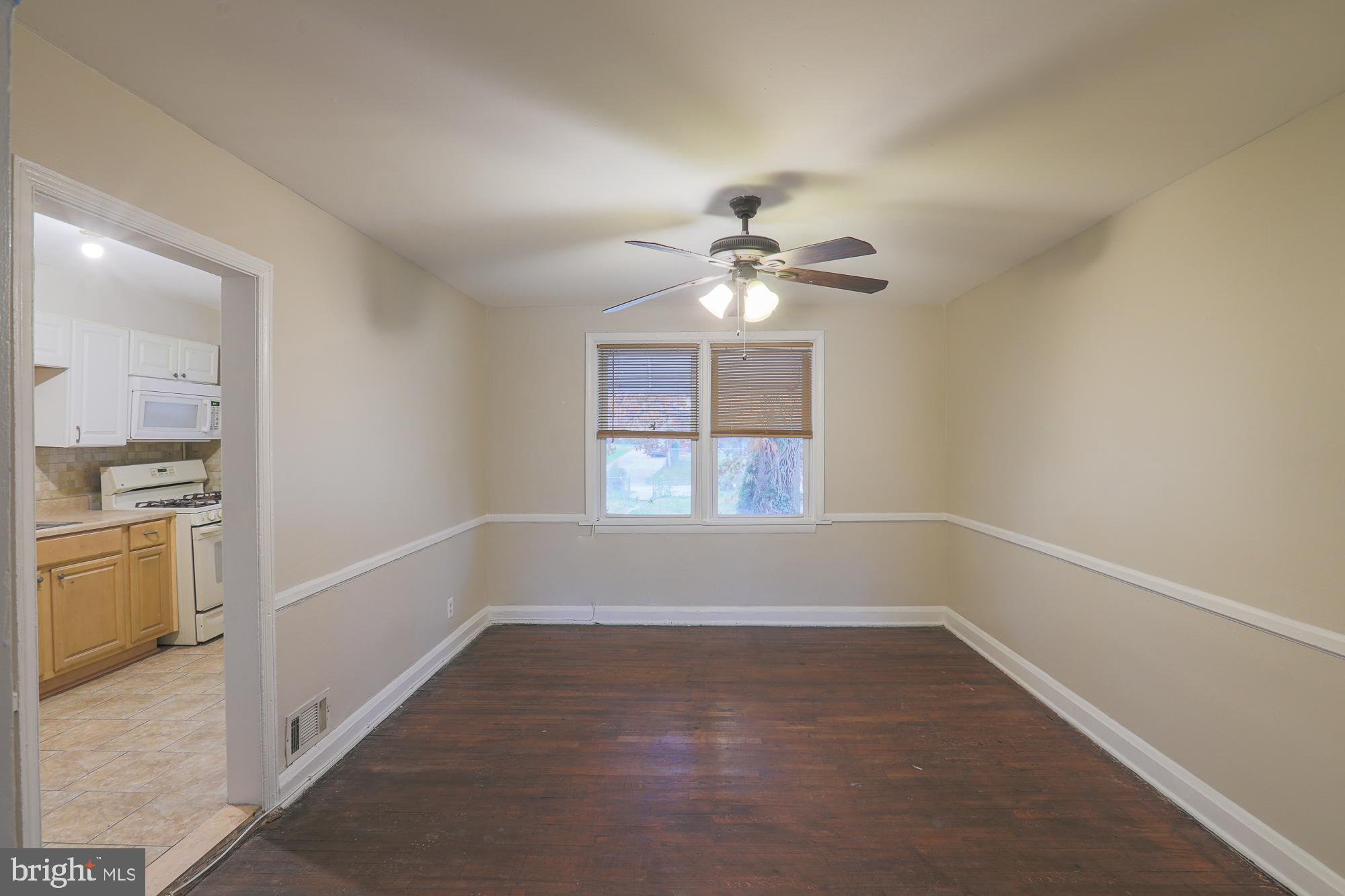 1027 Reverdy Road Baltimore, MD 21212 - Photo 10 of 44