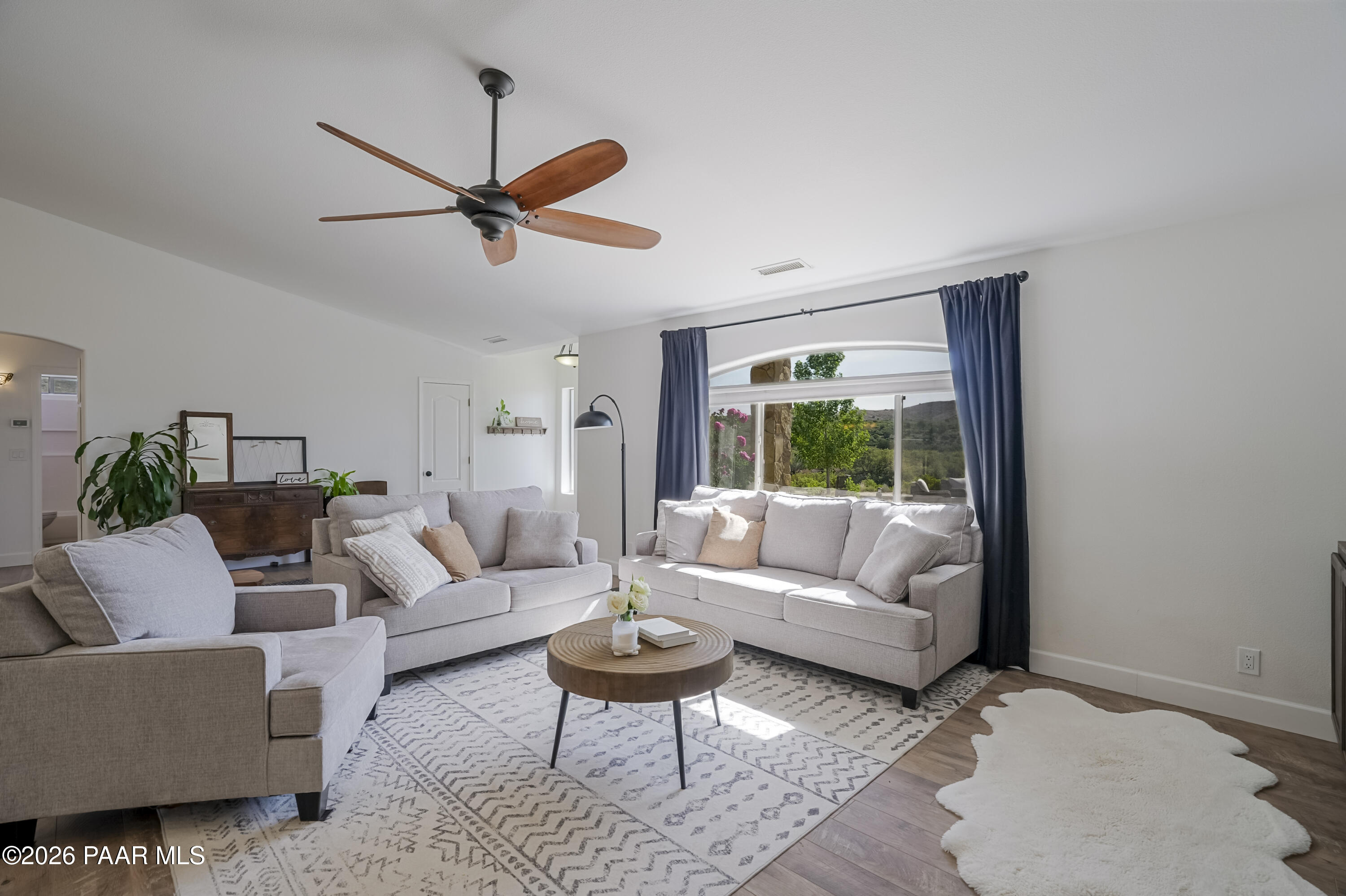 7305 South Rigger Road Mayer, AZ 86333 - Photo 15 of 50 Living Room 3