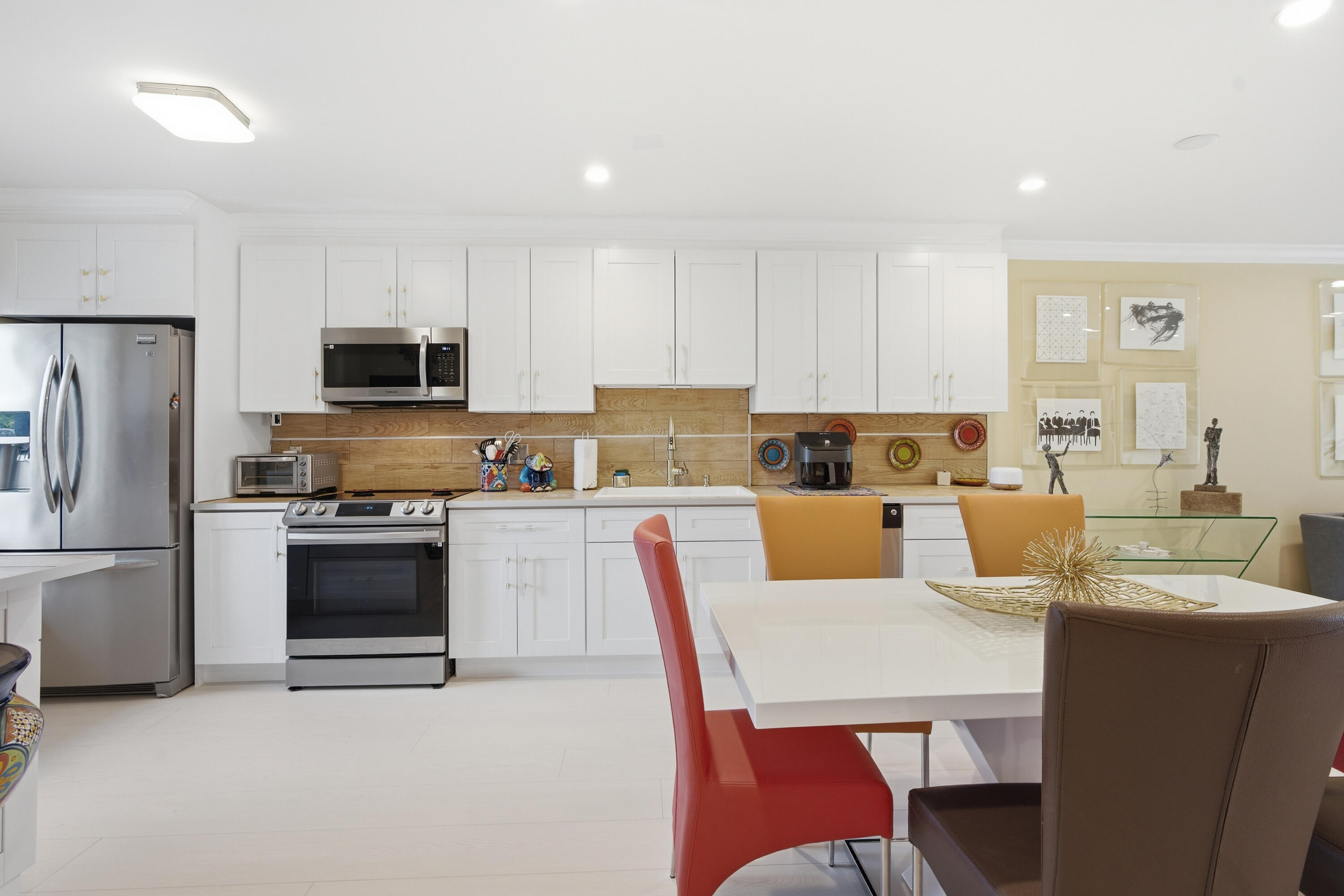 9232 Pecky Cypress Lane, Unit 2G Boca Raton, FL 33428 - Photo 6 of 36 24_luxpro.media 9232 pecky cypress lane