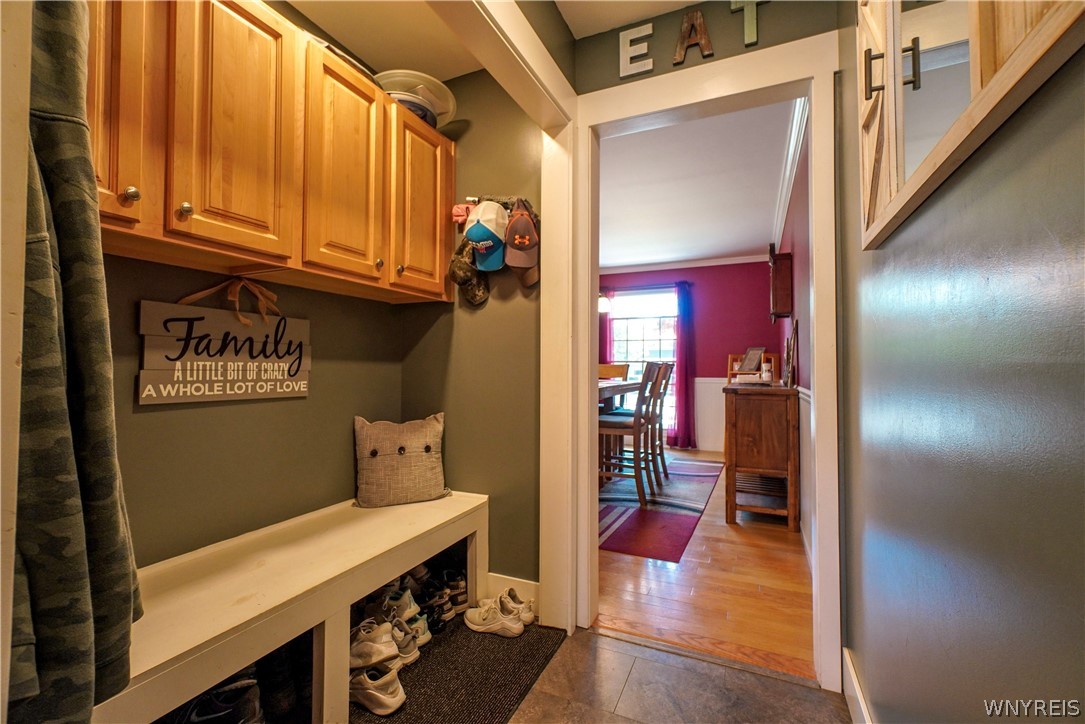 6138 Versailles Plank Road Lake View, NY 14085 - Photo 13 of 50 Mud room w/hidden l1st floor laundry hookups