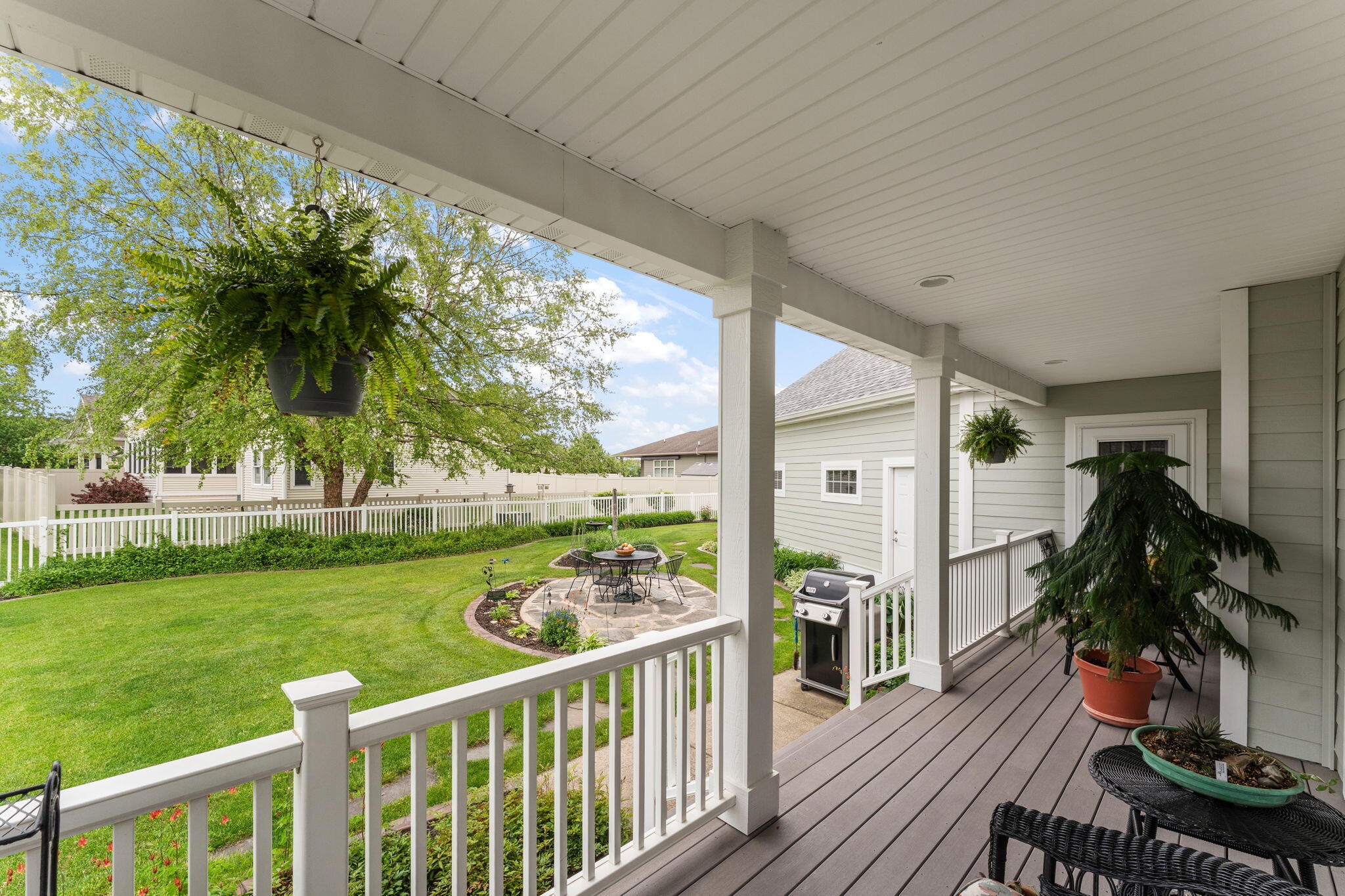 2405 Dickinson Road Chesterton, IN 46304 - Photo 12 of 48 2048x1365