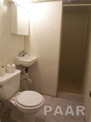 2806 West James Road Peoria, IL 61615 - Photo 12 of 15 Gallery Image 12
