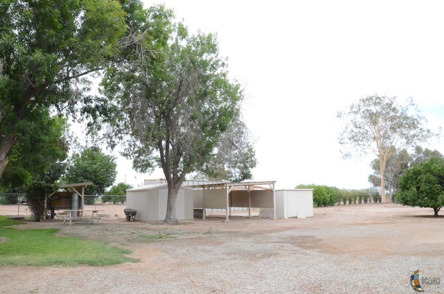 579 West Carter Road Brawley, CA 92227 - Photo 24 of 32 Gallery Image 24