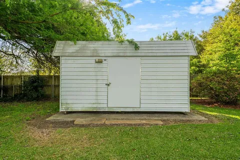 $187,000 | 444 Arlington Drive, Lake Charles, LA 70605