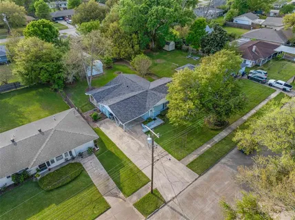 $187,000 | 444 Arlington Drive, Lake Charles, LA 70605