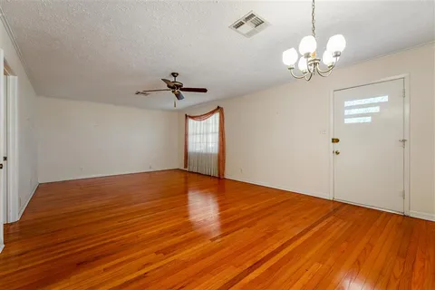 $187,000 | 444 Arlington Drive, Lake Charles, LA 70605