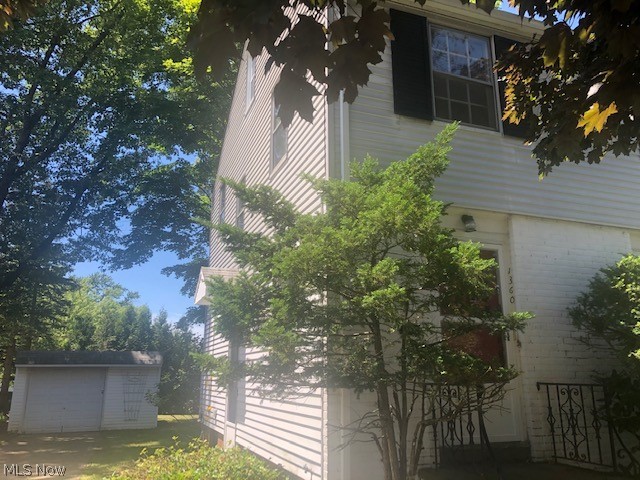 1360 Gordon Road Lyndhurst, OH 44124 - Photo 2 of 16